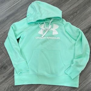Womens Under Armour pullover hoodie